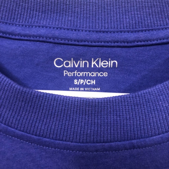 Calvin Klein cropped shirts-2 for $25 - Picture 4 of 4